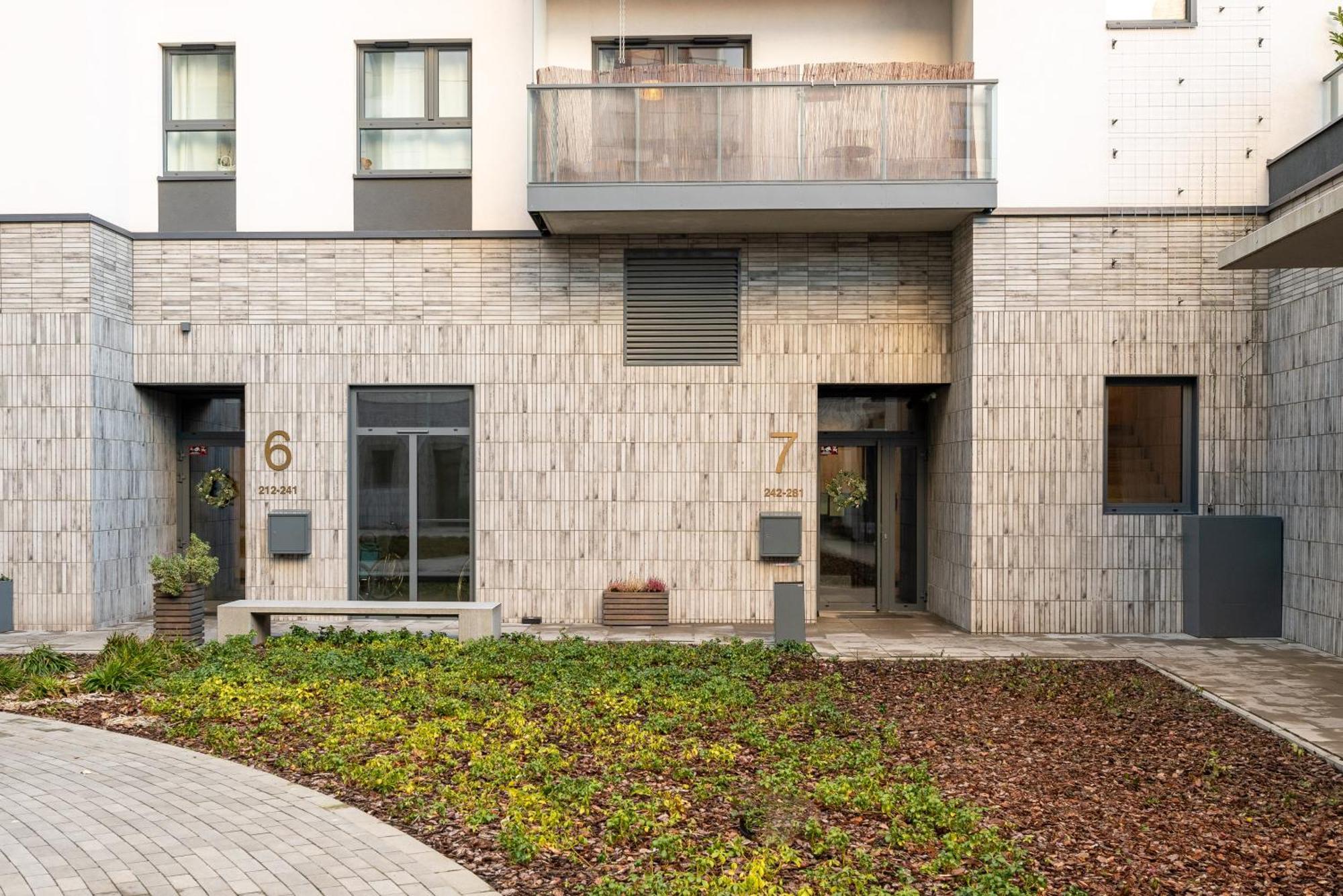 High Wilanow Modern Apartment Warsaw Luaran gambar