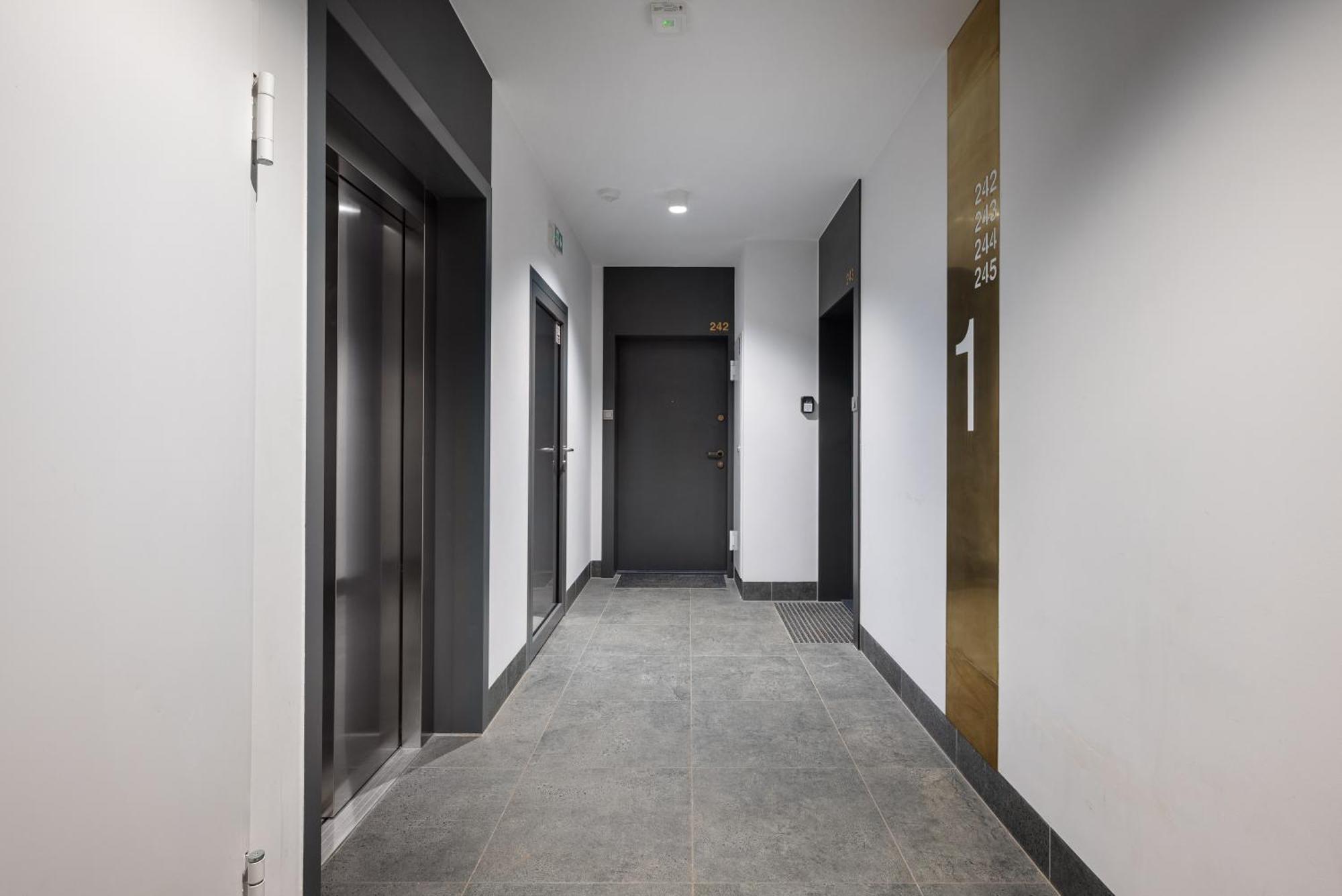 High Wilanow Modern Apartment Warsaw Luaran gambar